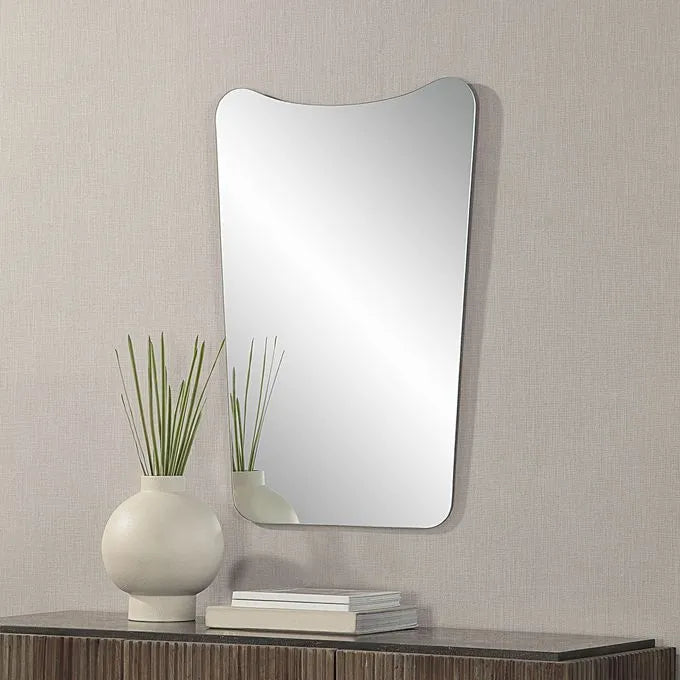 Selene Mirror