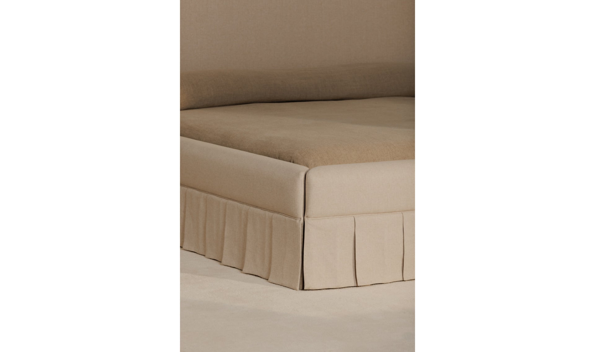 Maren Bed | Beige