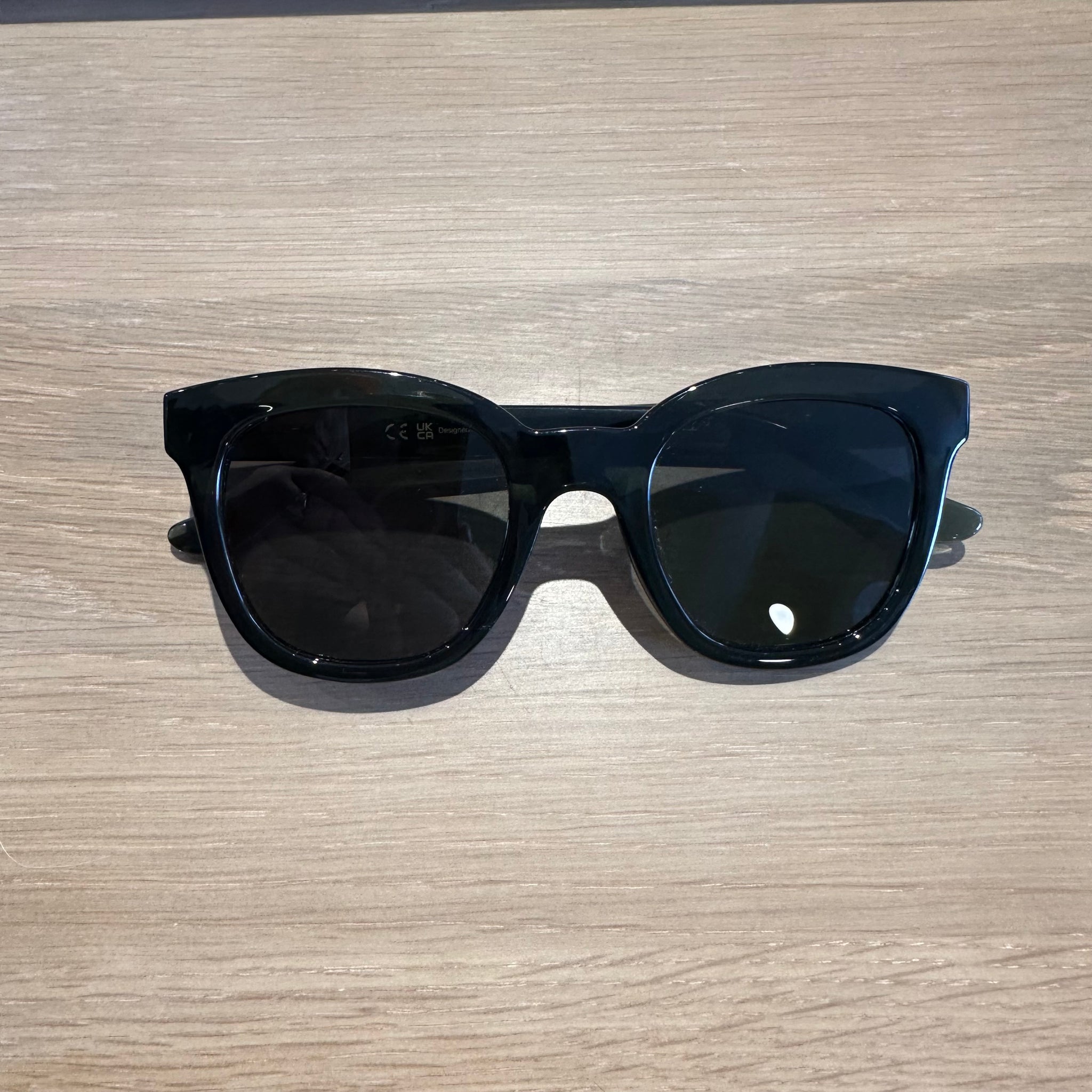 Pre-loved Dark Olive Green Sunglasses