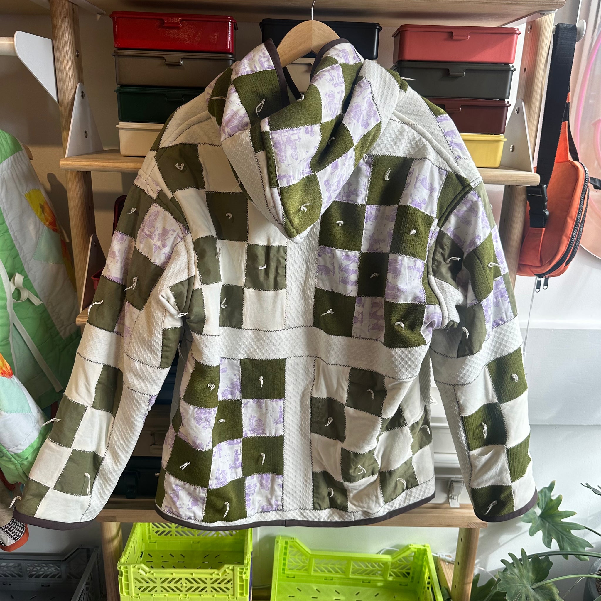 Green and White Quilted Jacket | M