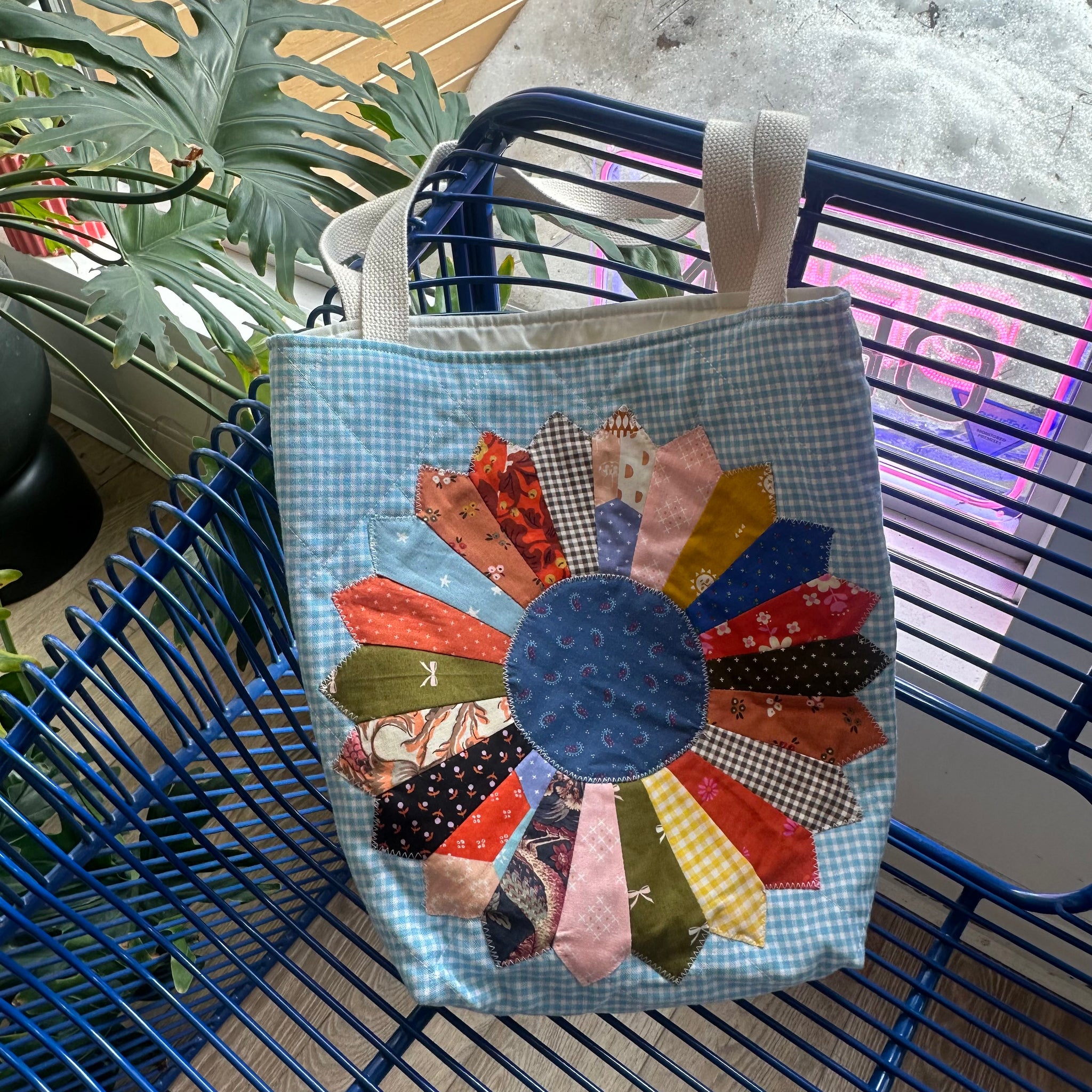 Flower Tote | Moss Stitch Quilts