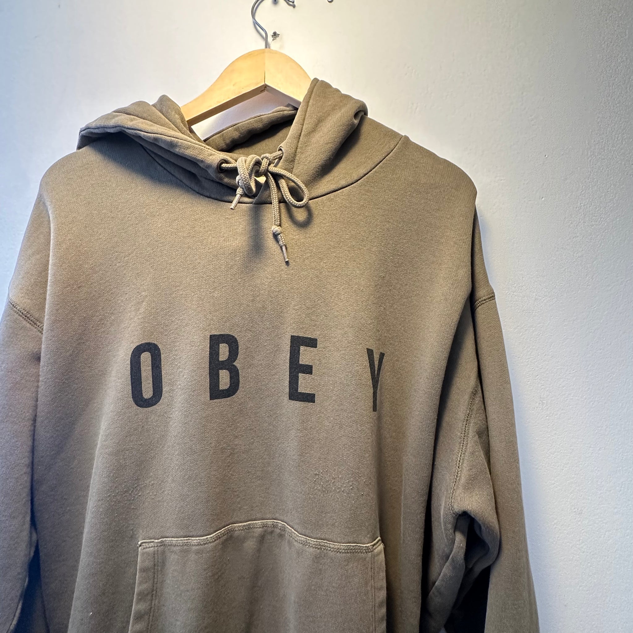 Obey Hoodie | XL