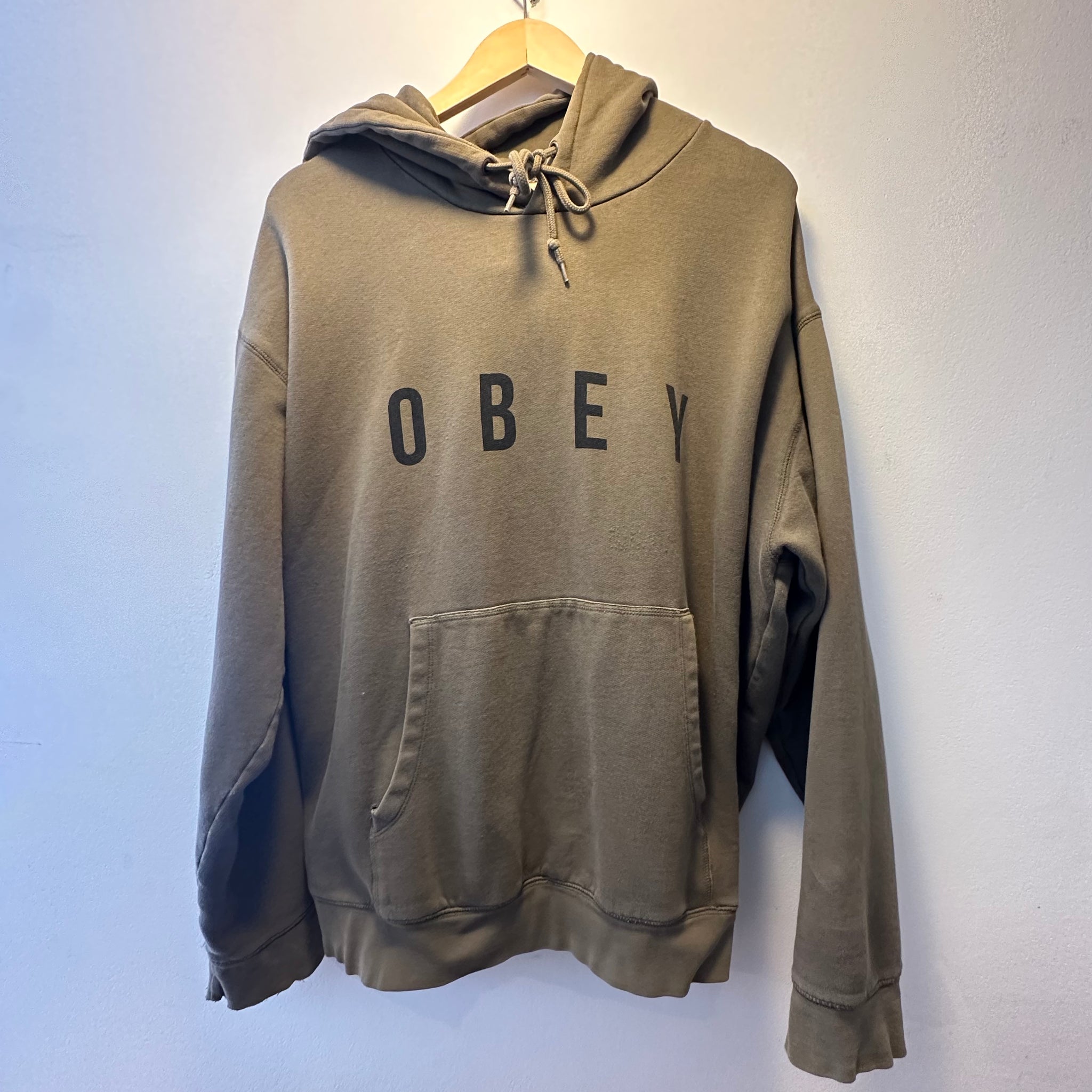 Obey Hoodie | XL