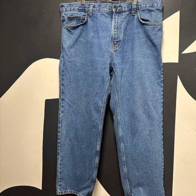 Medium Wash Denim | 40