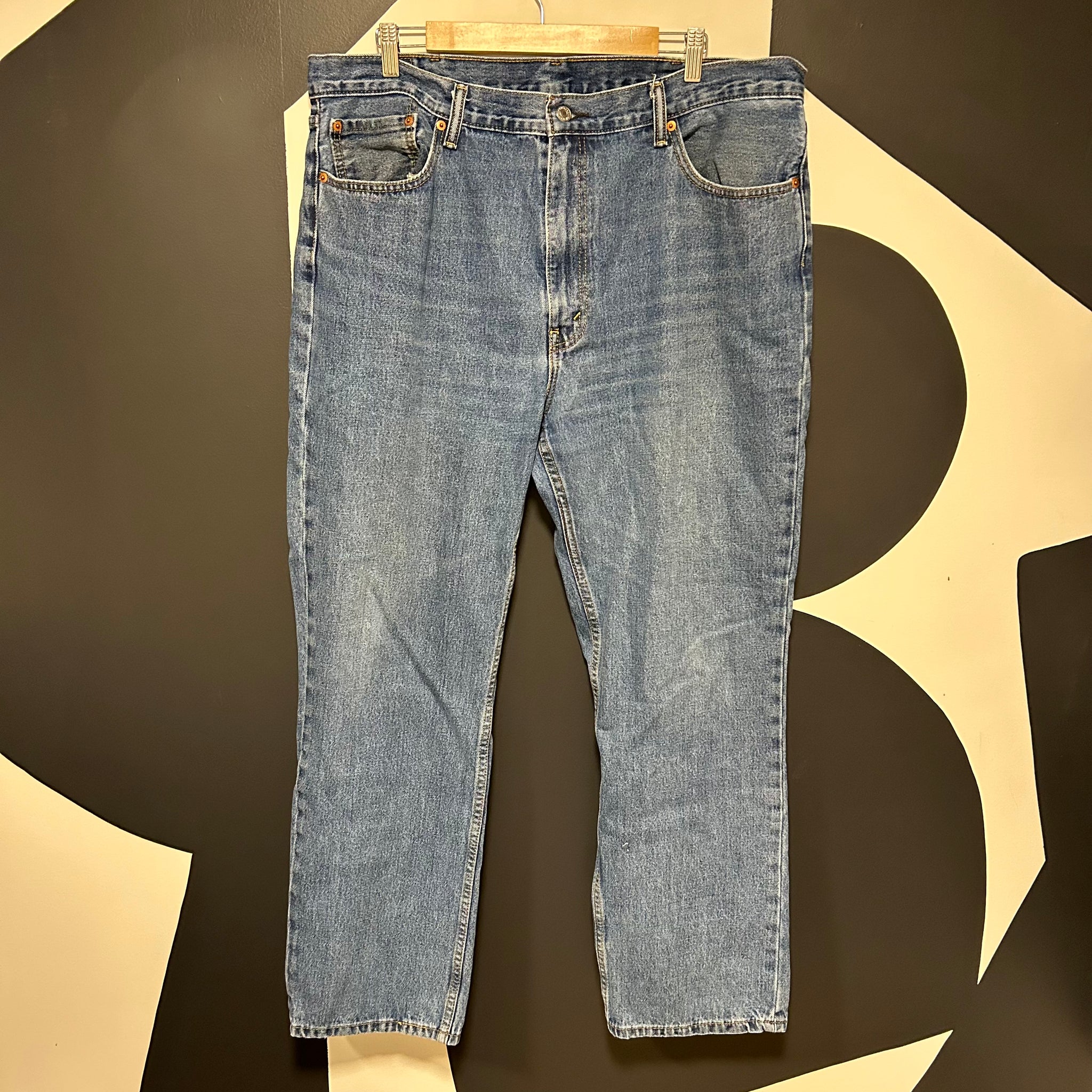 Levi's Dark Wash Denim | 40