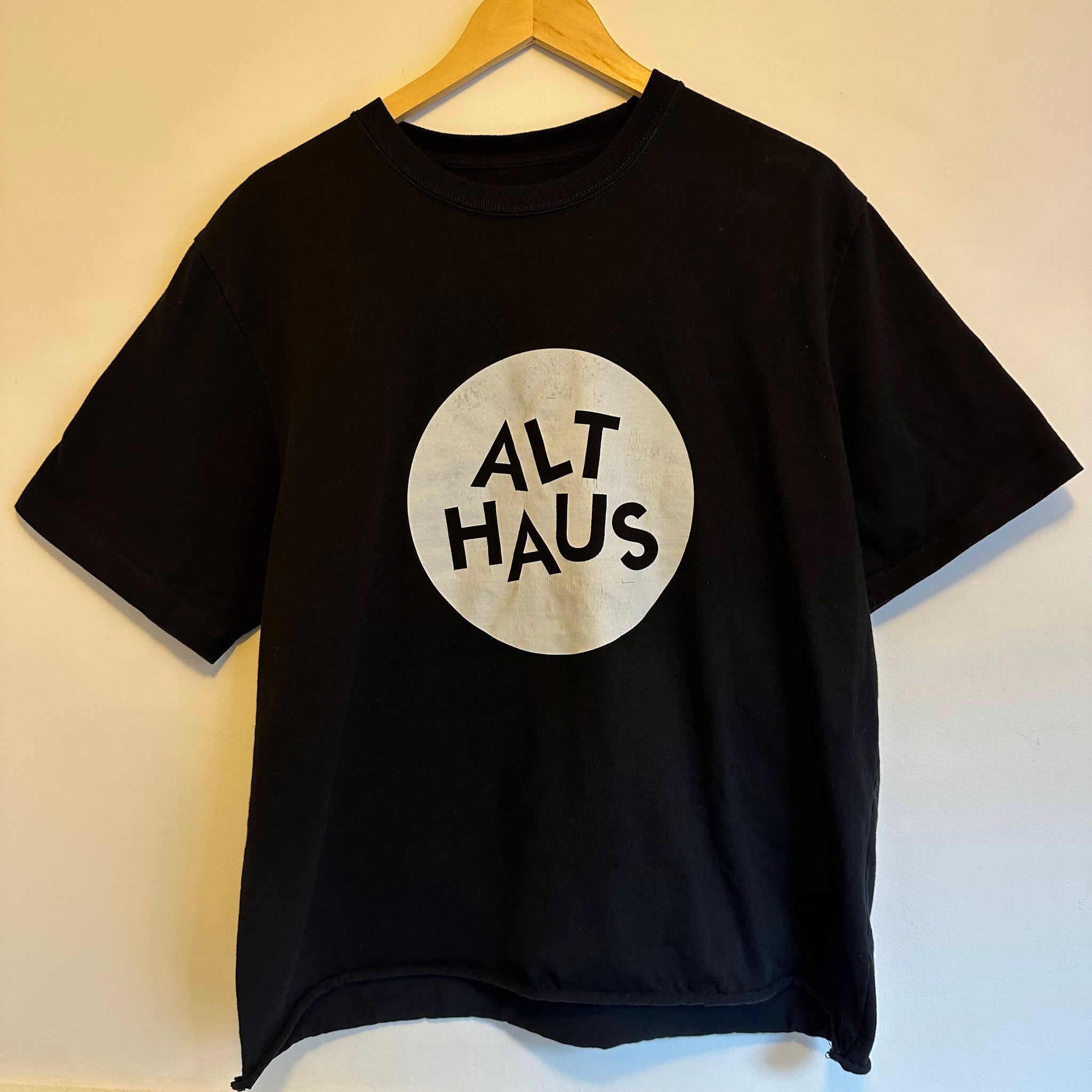 Preloved Alt Haus Cropped Tee | XXL