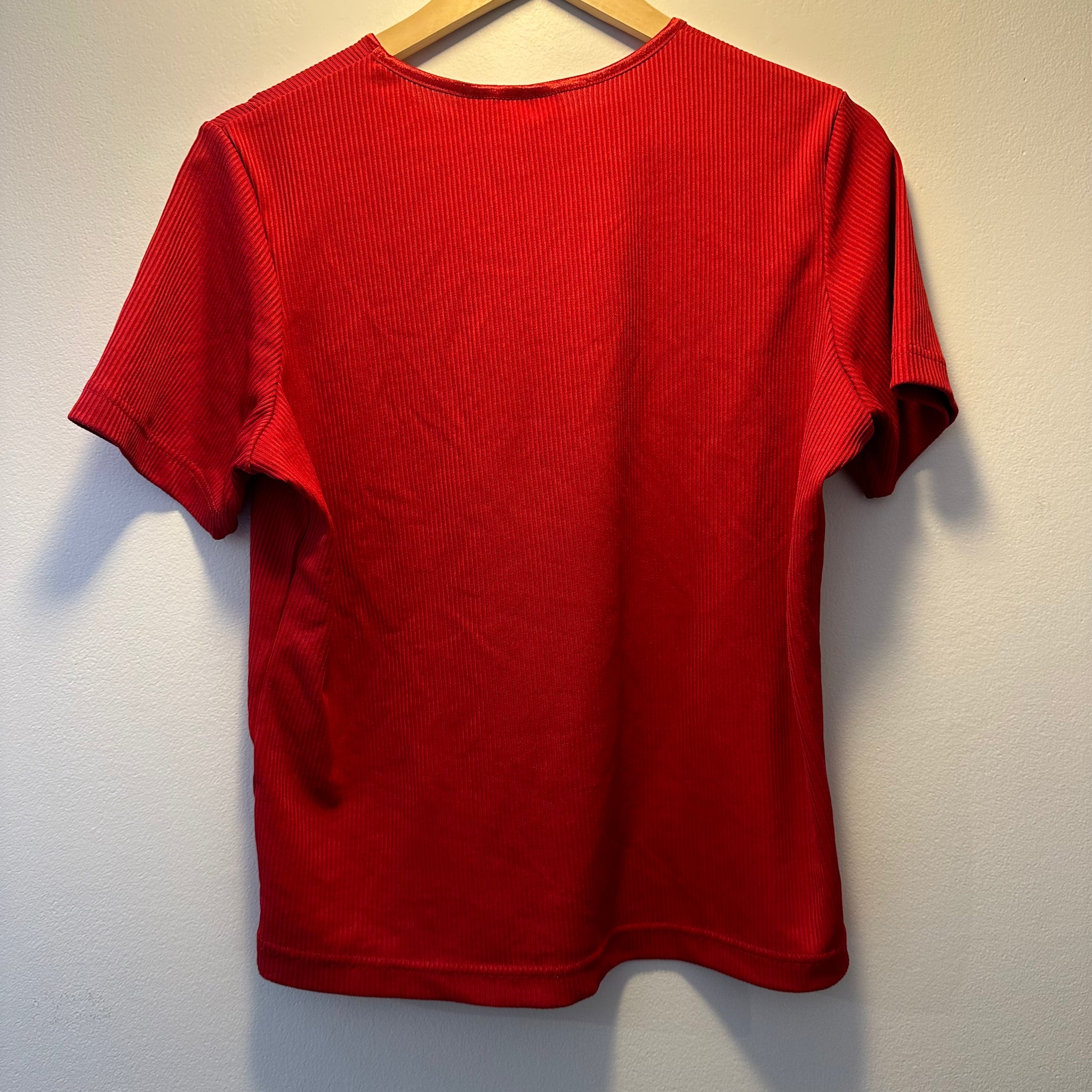 Red Ribbed Tee | M