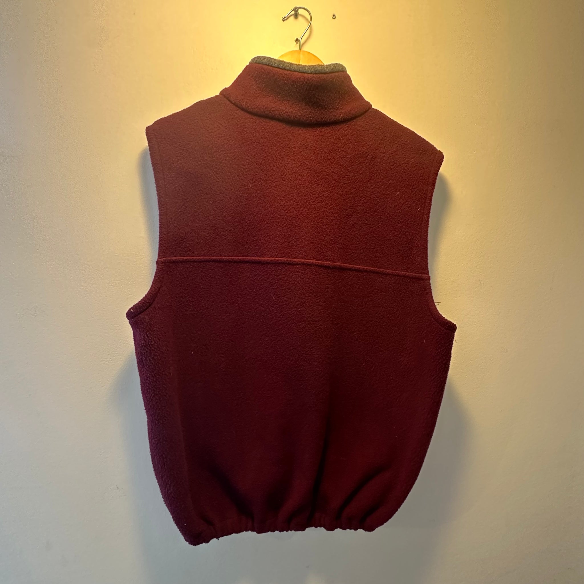 Burgundy Fleece Vest | L