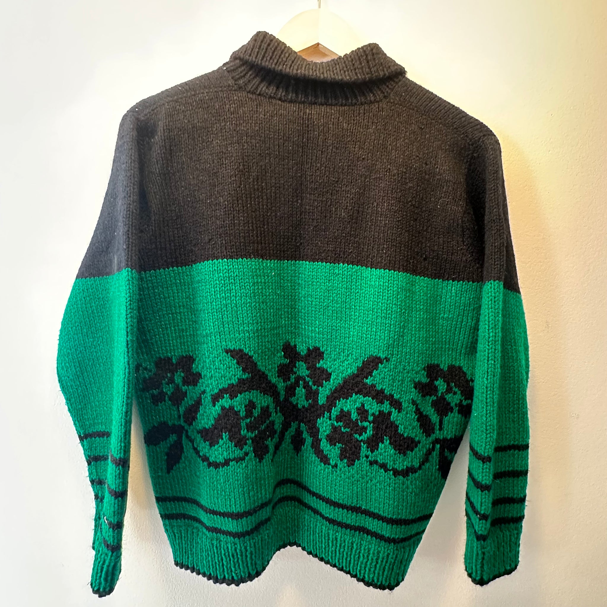 Green and Black Crochet Sweater | L