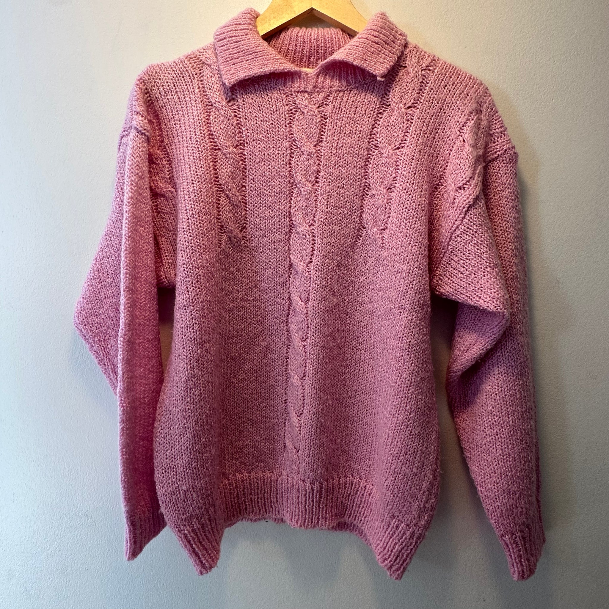 Pink Sweater | M