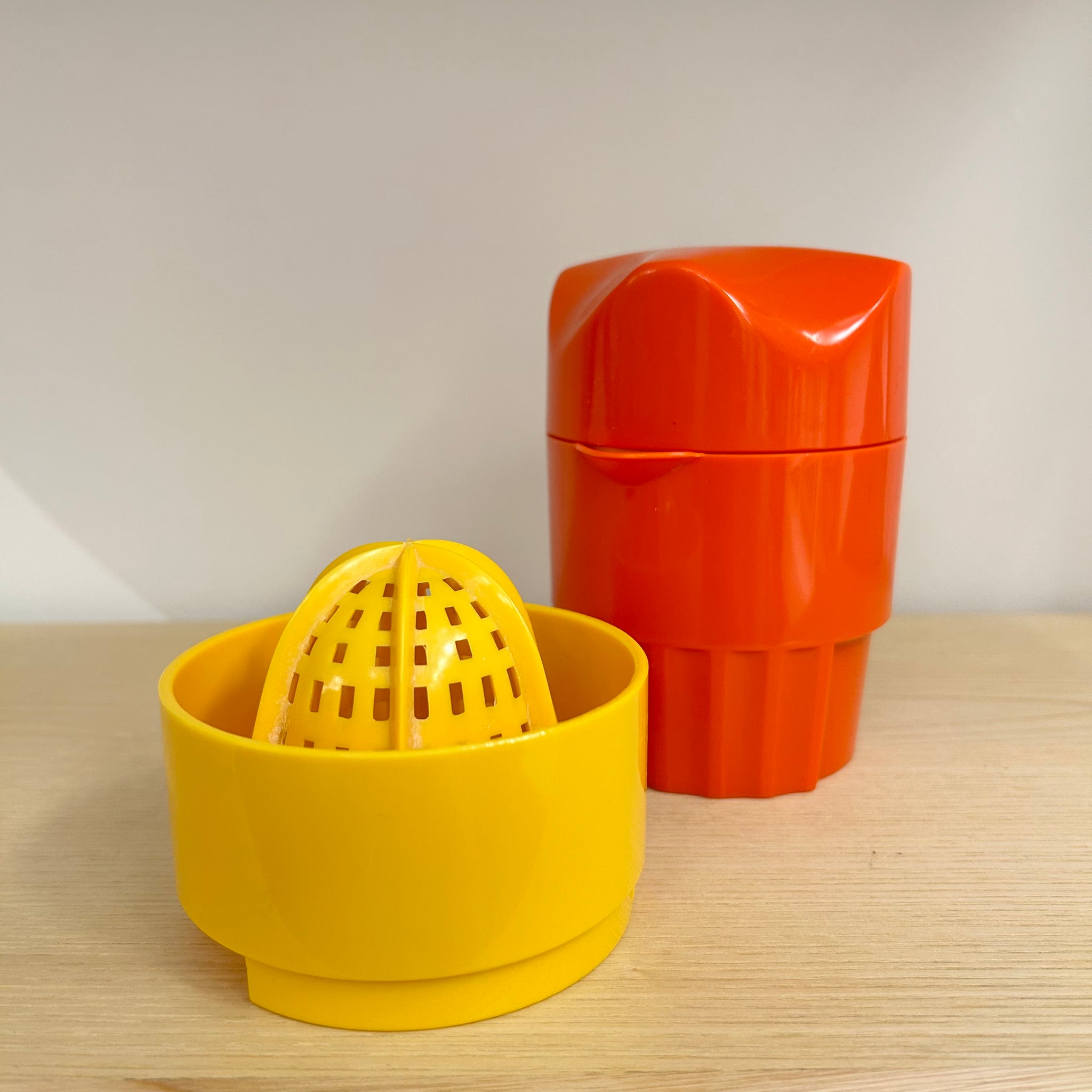 Three Part Stacking Juicer