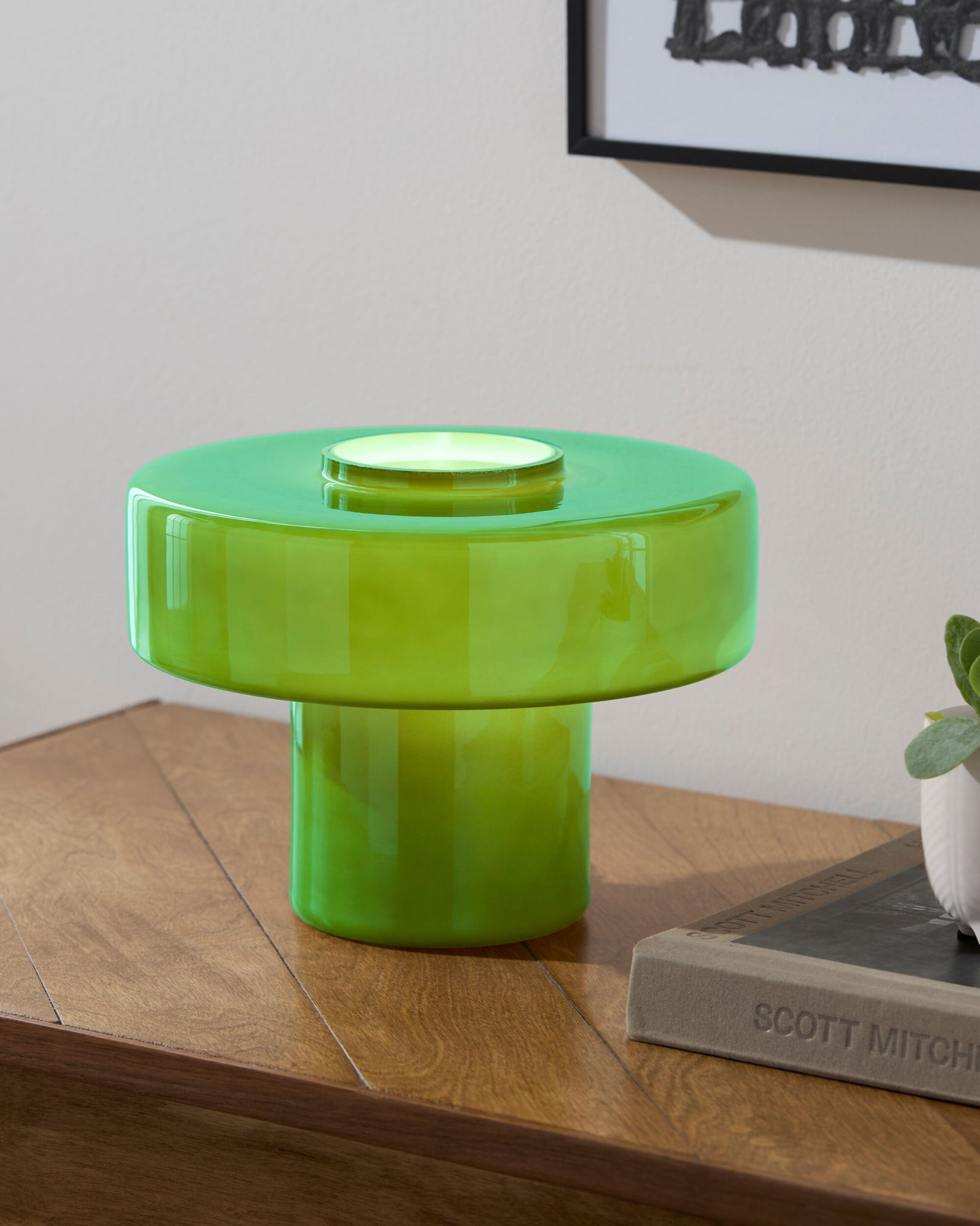 Green Nozay Accent Table Lamp