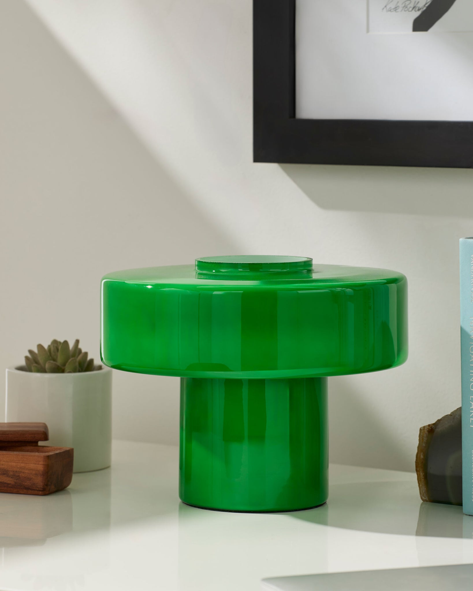 Green Nozay Accent Table Lamp