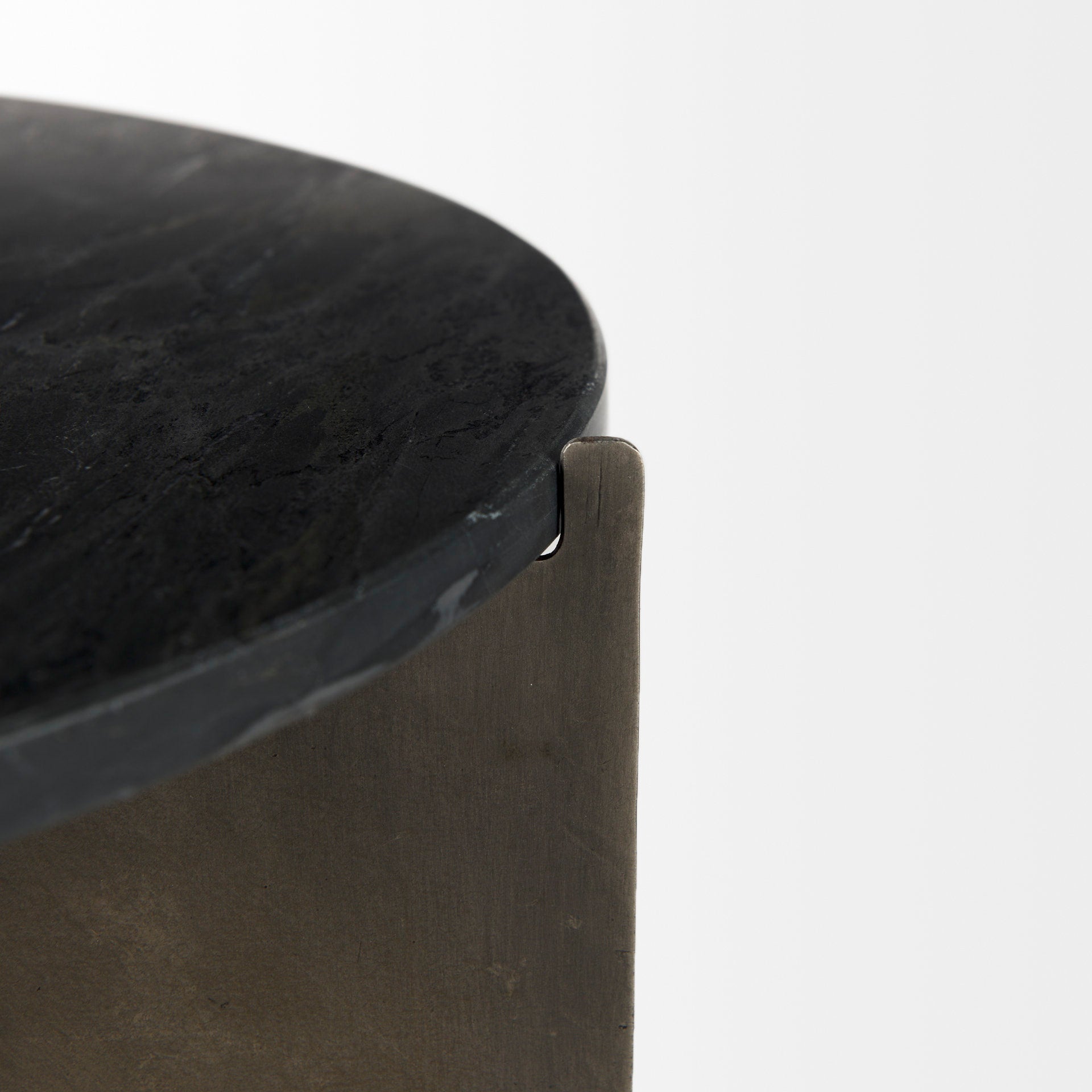 Reinhold End Table | Black