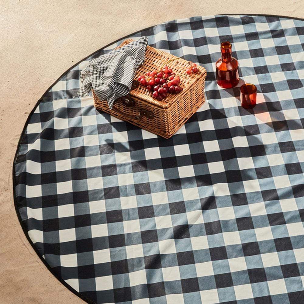 Love Rugs  -  Picnic Blankets  by  Basil Bangs